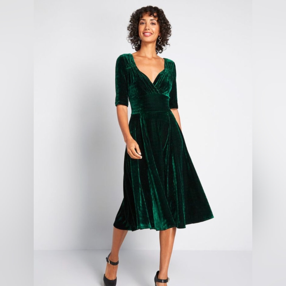 Modcloth X Collectif Green Velvet Swing Dress Size S/ UK 10
